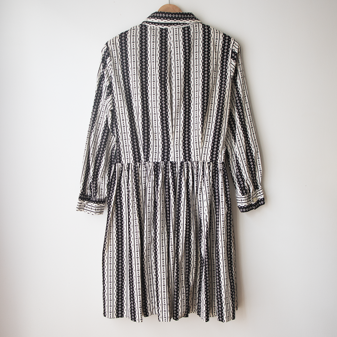 60's Daisy Printed Midi